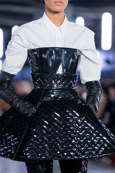 Look 196